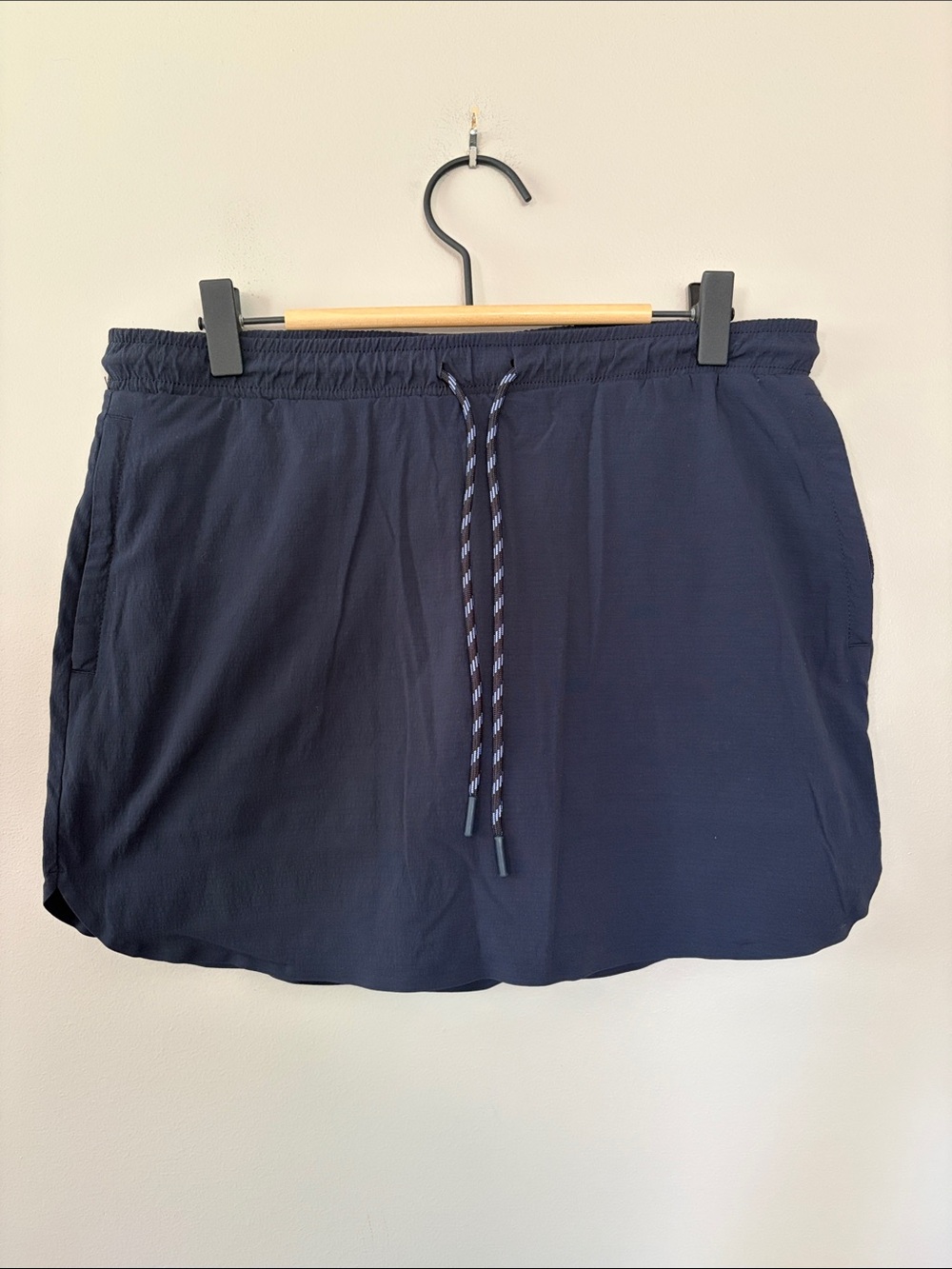 Athleta Crest Skort Skirt‎ Size 4 Navy Blue Sporty Athletic